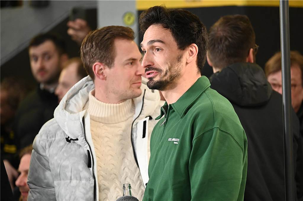 „Brinkhoff‘s Ballgeflüster“ mit BVB-Spieler Mats Hummels.