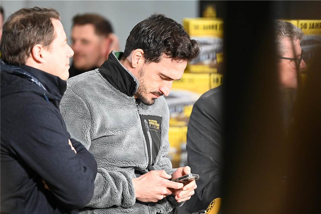 „Brinkhoff‘s Ballgeflüster“ mit BVB-Spieler Mats Hummels.