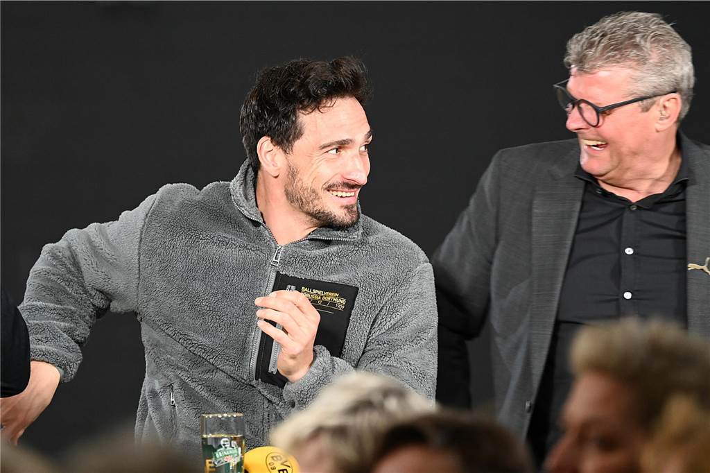 „Brinkhoff‘s Ballgeflüster“ mit BVB-Spieler Mats Hummels.
