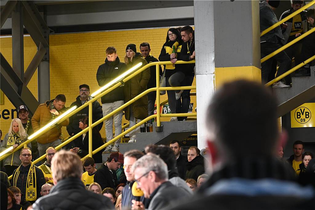 „Brinkhoff‘s Ballgeflüster“ mit BVB-Spieler Mats Hummels.