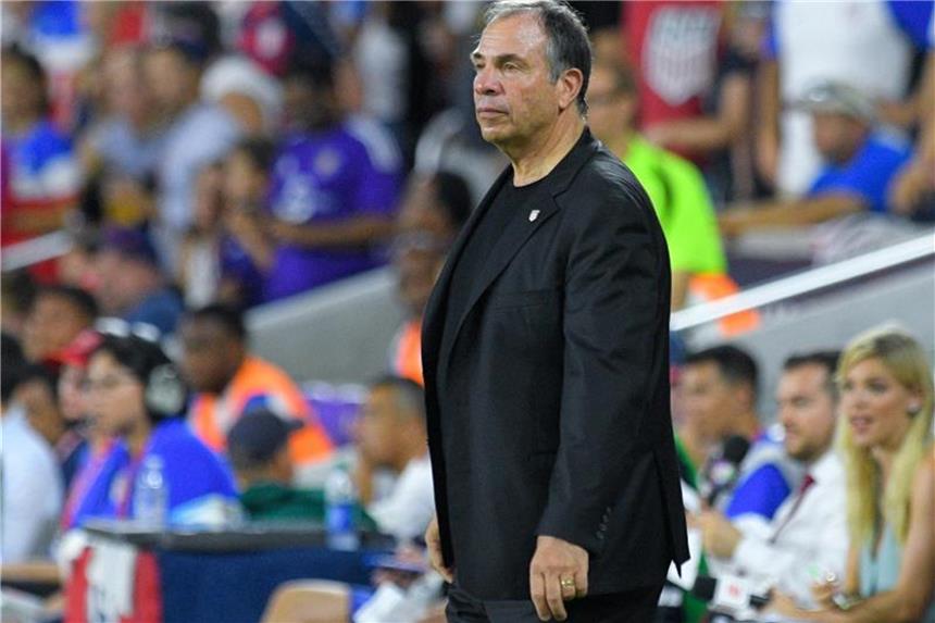 Arena tritt als Nationaltrainer der USA zurück Bruce Arena hört nach der gescheiterten WM-Qualifikation als US-Trainer auf. Foto: Scott A. Miller