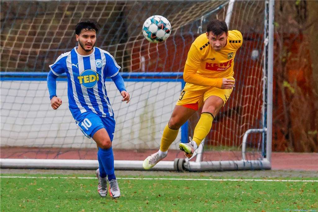 Brünninghausen-Juwel avanciert zum Matchwinner: „Haben ein Zeichen gesetzt“ Brünninghausens Anis El Hamassi (l.) überzeugte gegen Wiemelhausen.