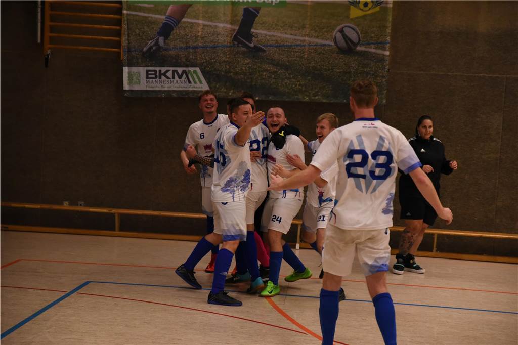 TVG Flierich-Lenningsen gewinnt das B-Turner des BSV Hereen: Viele Bilder und Impressionen BSV Heeren Wintercup B-Turnier