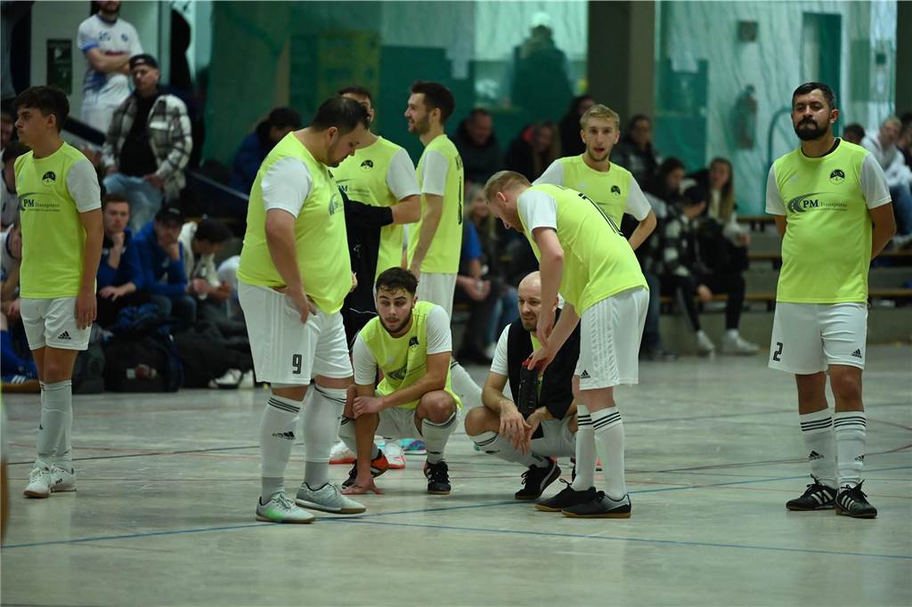 TVG Flierich-Lenningsen gewinnt das B-Turner des BSV Hereen: Viele Bilder und Impressionen BSV Heeren Wintercup B-Turnier