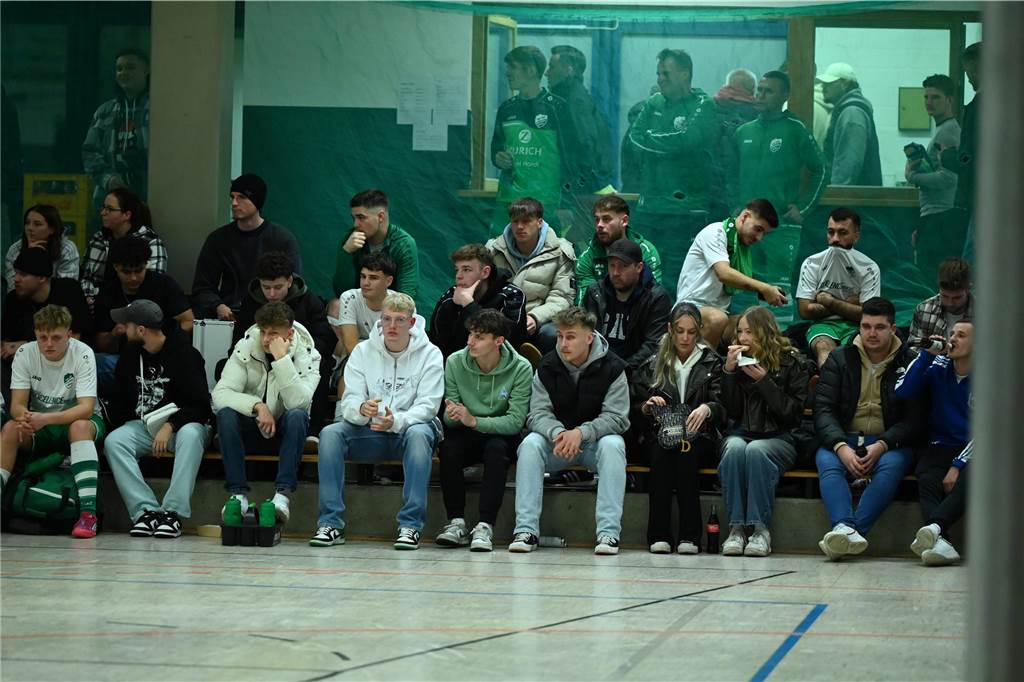TVG Flierich-Lenningsen gewinnt das B-Turner des BSV Hereen: Viele Bilder und Impressionen BSV Heeren Wintercup B-Turnier