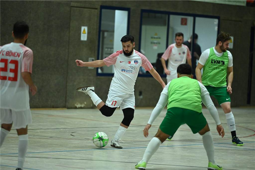 TVG Flierich-Lenningsen gewinnt das B-Turner des BSV Hereen: Viele Bilder und Impressionen BSV Heeren Wintercup B-Turnier
