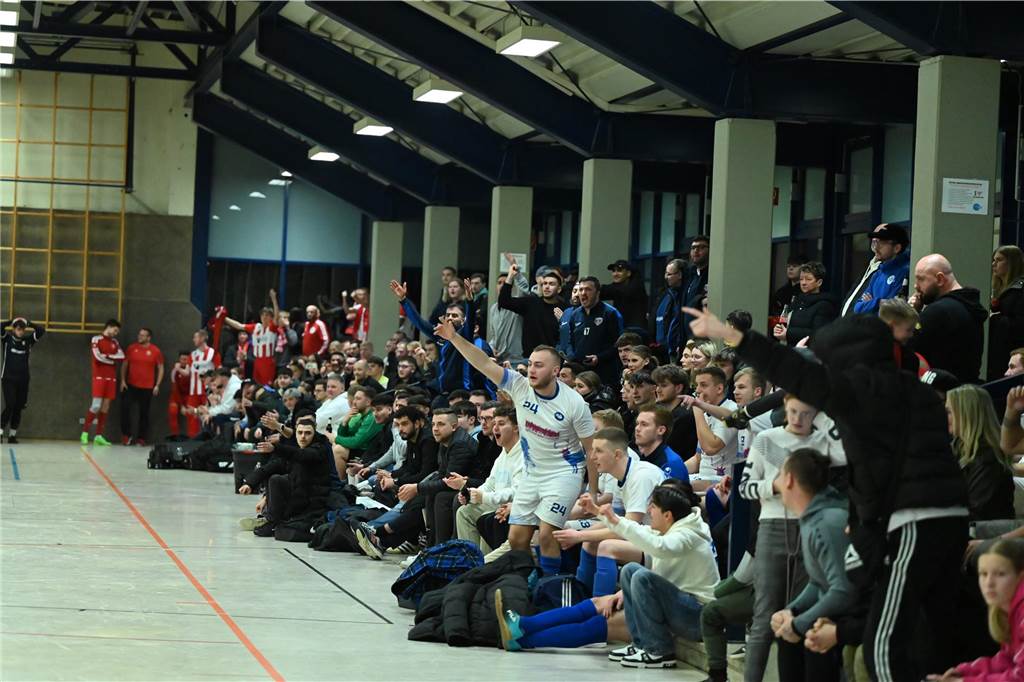 TVG Flierich-Lenningsen gewinnt das B-Turner des BSV Hereen: Viele Bilder und Impressionen BSV Heeren Wintercup B-Turnier