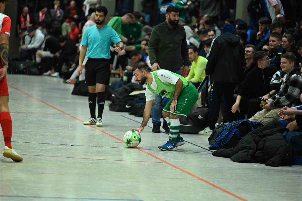 TVG Flierich-Lenningsen gewinnt das B-Turner des BSV Hereen: Viele Bilder und Impressionen BSV Heeren Wintercup B-Turnier