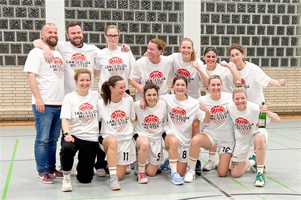 BSV Wulfen feiert nach einem 85:53 (48:21) über die DJK Adler Frintrop den Aufstieg in die Oberliga, 21.3.2025