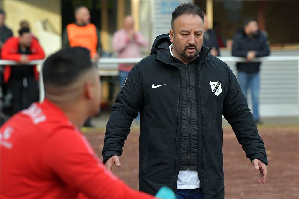 Eintracht Werne und SG Gahmen: Zwei Teams mit gleicher Ausgangslage testen gegeneinander Bülent Kara kommt mit der SG Gahmen nach Werne.