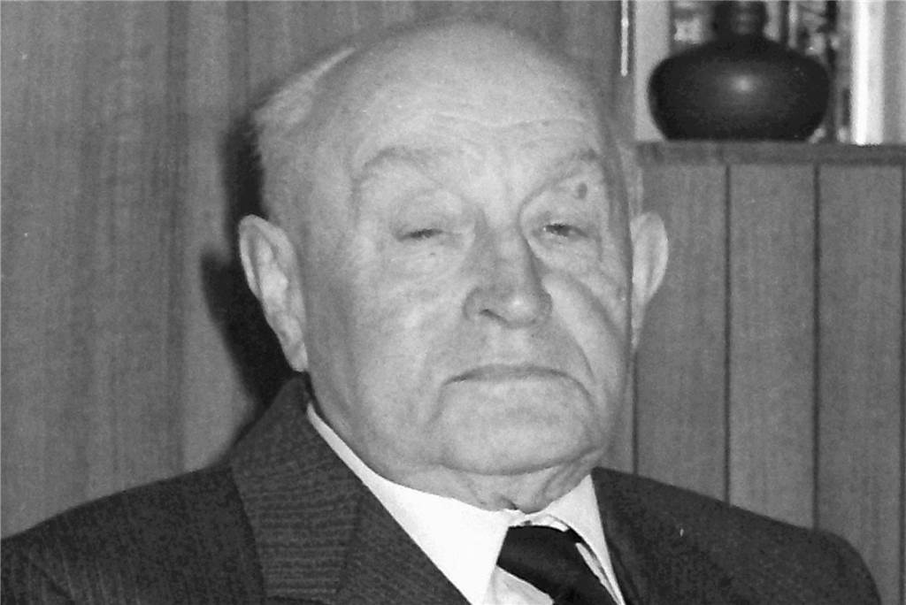 Das Leid der Bevölkerung war mit der Kapitulation nicht zu Ende Bürgermeister Heinrich Schmellekamp musste im Jahre 1945 die vielen Anforderungen des Landrats und des Amtsbürgermeisters an die Weselerwalder Bevölkerung weitergeben.