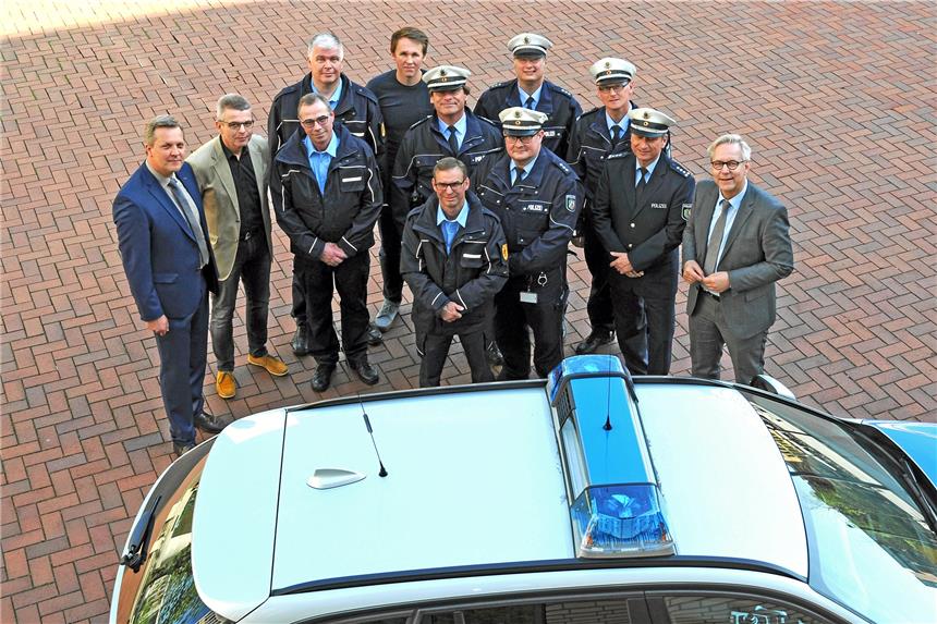 Ordnungspartnerschaft beginnt im Mai Bürgermeister Jürgen Kleine-Frauns (l.) und Polizeipräsident Gregor Lange (r.) freuten sich über den Start der Ordnungspartnerschaften.
