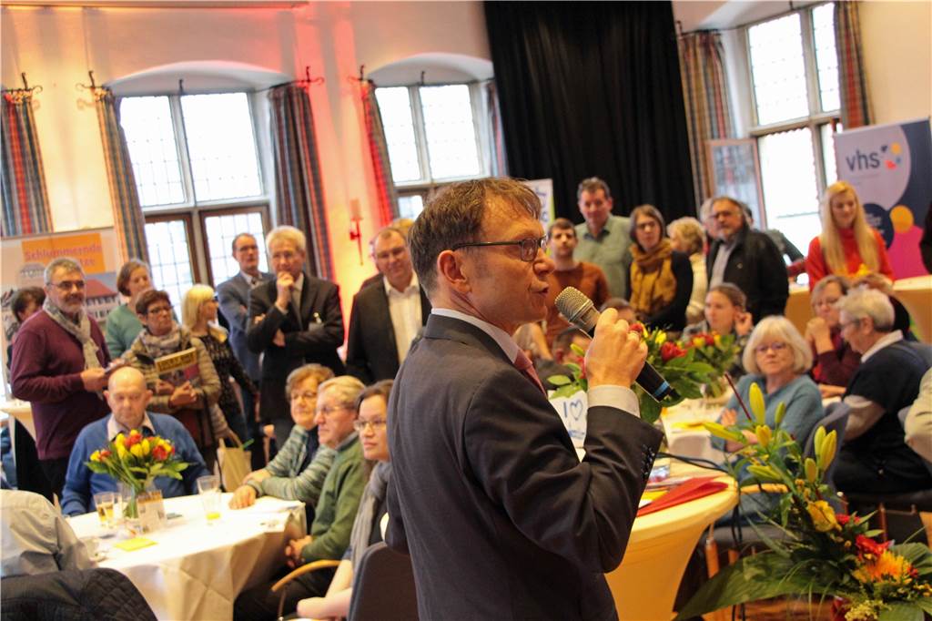 Herzliche und stilvolle Begrüßung der Werner Neubürger Bürgermeister Lothar Christ hieß in seiner herzlichen Rede die Neubürger in Werne an der Lippe willkommen.