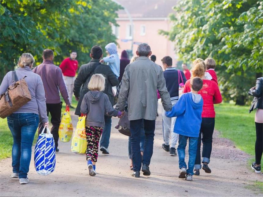 Bund und Länder einig über Flüchtlingskosten Bund und Länder haben sich über die Aufteilung der Kosten für die Integration von Flüchtlingen geeinigt. Foto: Daniel Bockwoldt
