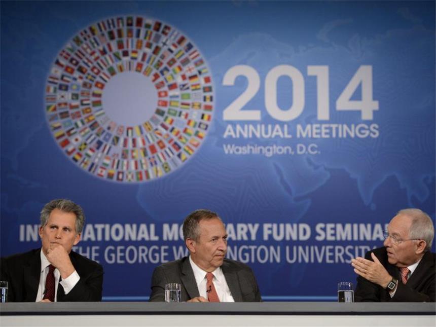 Finanzwelt will Krise umschiffen Bundesfinanzminister Wolfgang Schäuble neben dem Harvard-Wirtschaftswissenschaftler Larry Summers und dem IWF-Direktor David Lipton. Foto: Shawn Thew