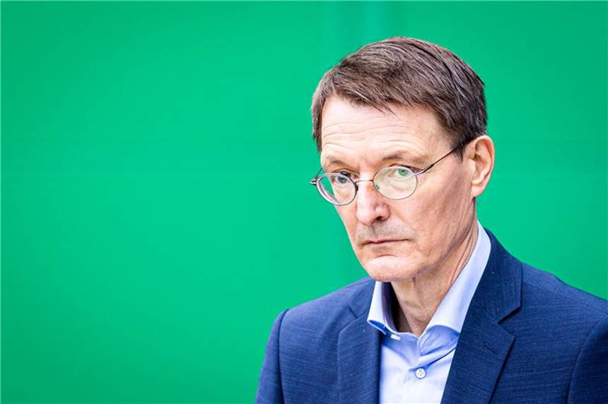 Lauterbach: „Es wird auf jeden Fall neue Beschlüsse geben“, um Omikron-Welle klein zu halten Bundesgesundheitsminister Karl Lauterbach.