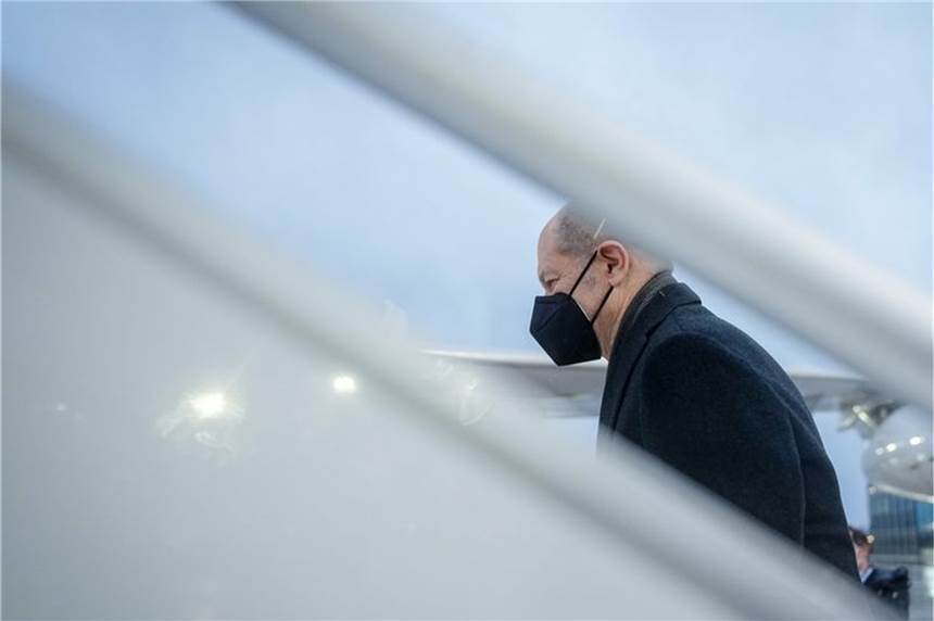 Scholz zu Antrittsbesuch in USA: Nein zu Waffenlieferungen „war richtig. Bleibt richtig“ Bundeskanzler Olaf Scholz reist zu seinem Antrittsbesuch in die USA.