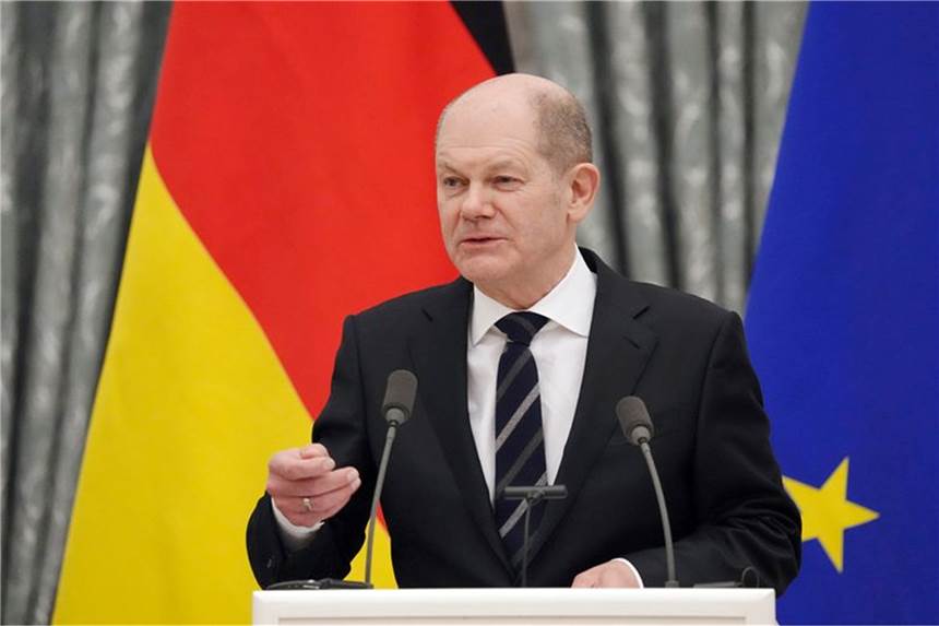Beim Scholz-Besuch sendet Russland Entspannungssignale Bundeskanzler Olaf Scholz (SPD) spricht auf einer gemeinsamen Pressekonferenz mit Russlands Präsident Putin.
