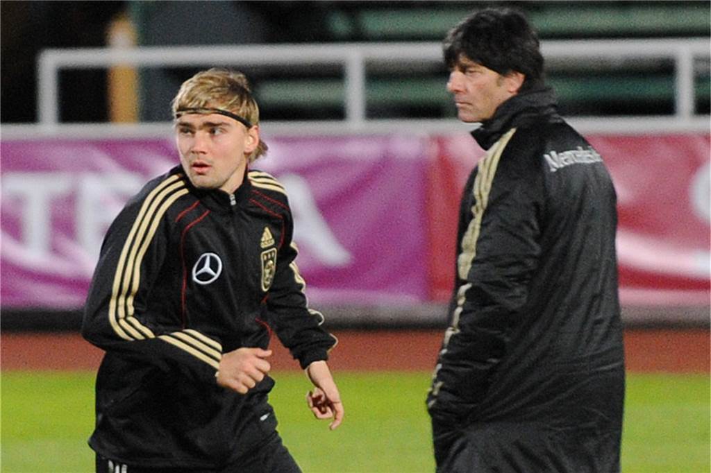 Anekdoten einer BVB-Legende: 09 Geschichten über Marcel Schmelzer Bundestrainer Joachim Löw zählte Schmelzer 2013 öffentlich an.