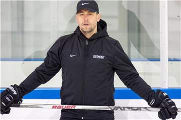 Bundestrainer Marco Sturm möchte gerne einmal in der NHl coachen. Foto: Peter Kneffel