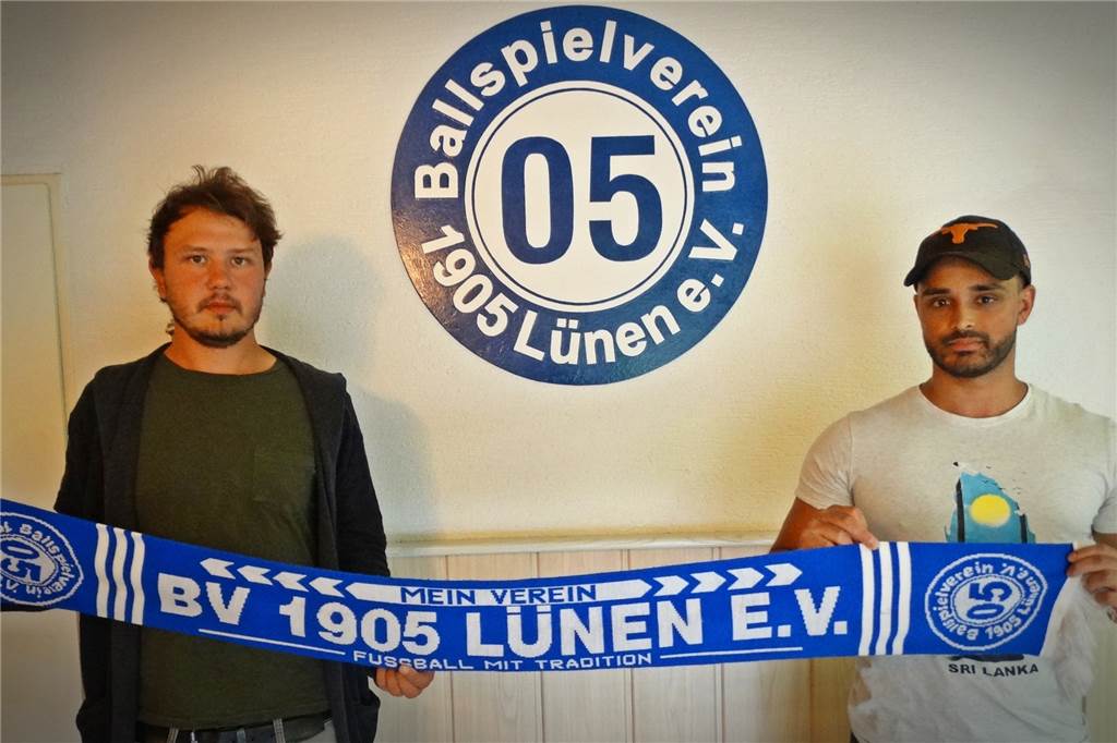 BV Lünen angelt sich einen Flügelflitzer von BW Alstedde BV05-Coach Marco Fischer (l.) trainiert ab der kommenden Vorbereitung Kevin Röll.