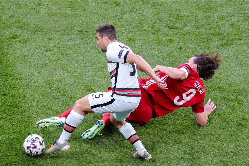 Der EM-Tag aus BVB-Sicht: Guerreiro erlöst Portugal gegen Ungarn BVB-Allrounder Raphael Guerreiro brachte Portugal gegen Ungarn auf die Siegerstraße.