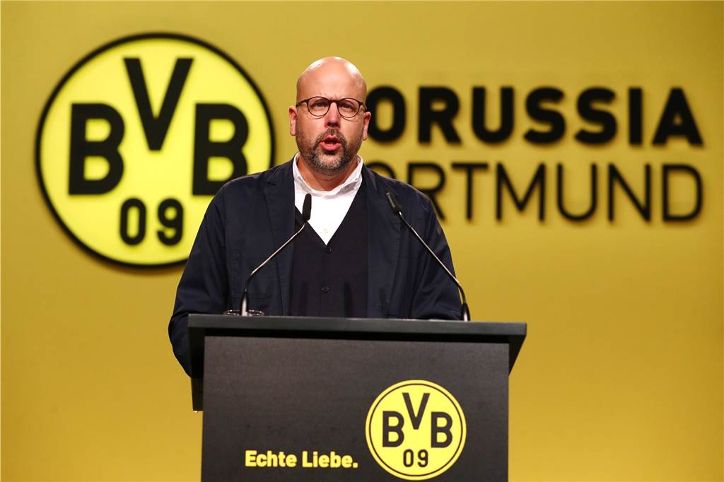 BVB-Grundwertekodex fast fertig: Was steckt dahinter, was steht drin, wie geht es weiter? Stefan Witte auf dem Podium der BVB-Mitgliederversammlung.