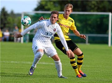 BVB-II-Neuzugang Oliver Steurer (r.) harmoniert bisher in der Innenverteidigung mit Patrick Mainka.