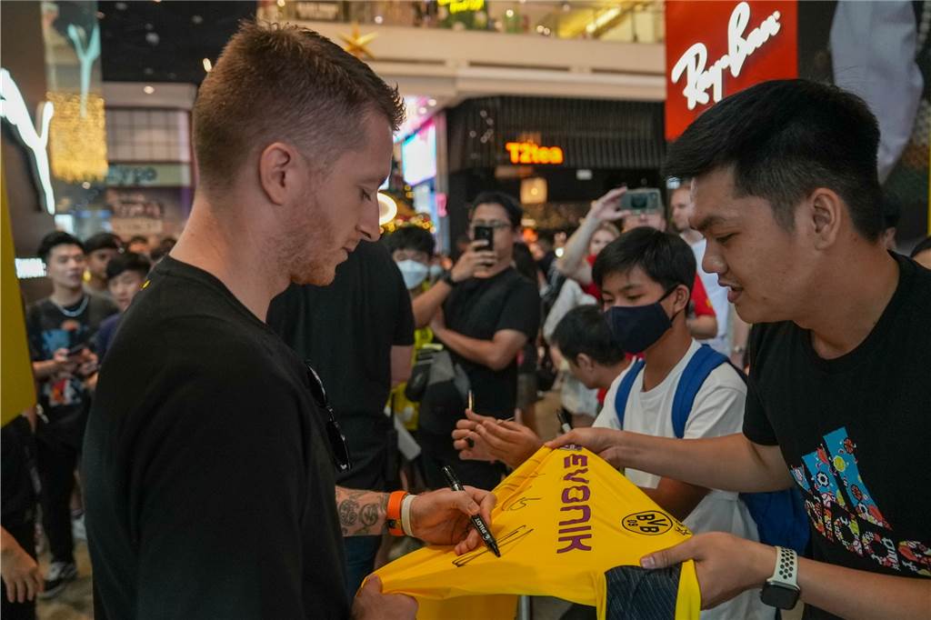 BVB-Impressionen aus Singapur.