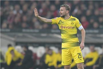 BVB-Kapitän Marcel Schmelzer nimmt Trainer Peter Bosz in Schutz.