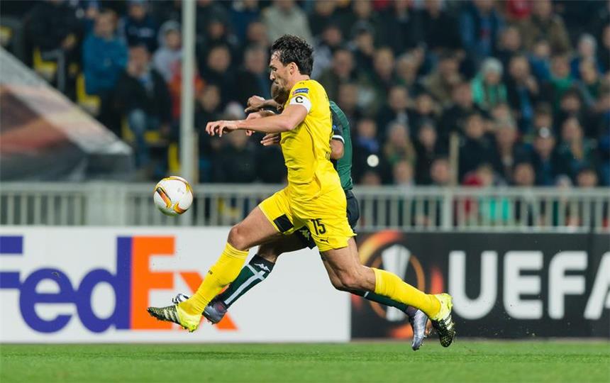 Hummels-Fehler führt zu 0:1-Pleite in Krasnodar BVB-Kapitän Mats Hummels verursachte den Elfmeter kurz nach dem Anpfiff.