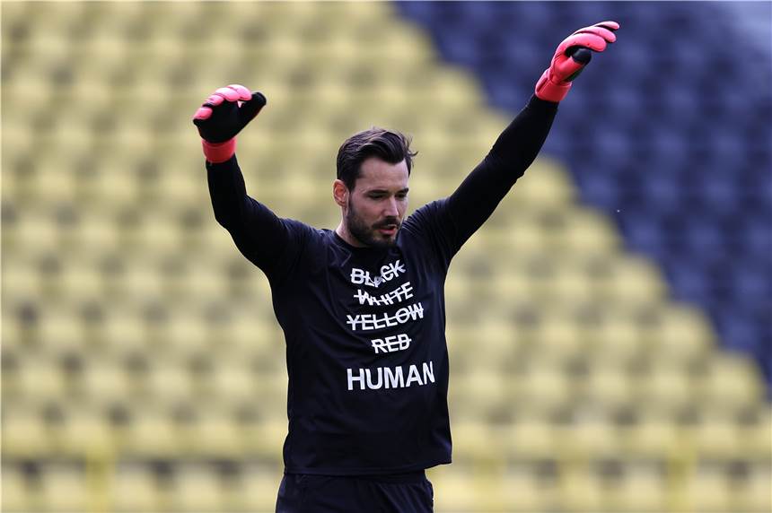 BVB stellt neues Torwarttrikot vor – Wabenmuster für Bürki und Co. BVB-Keeper Roman Bürki.