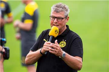 BVB-Legende und Stadionsprecher: Nobby Dickel.