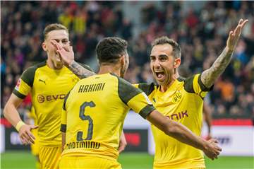 BVB-Matchwinner in Leverkusen: Paco Alcacer (r.)