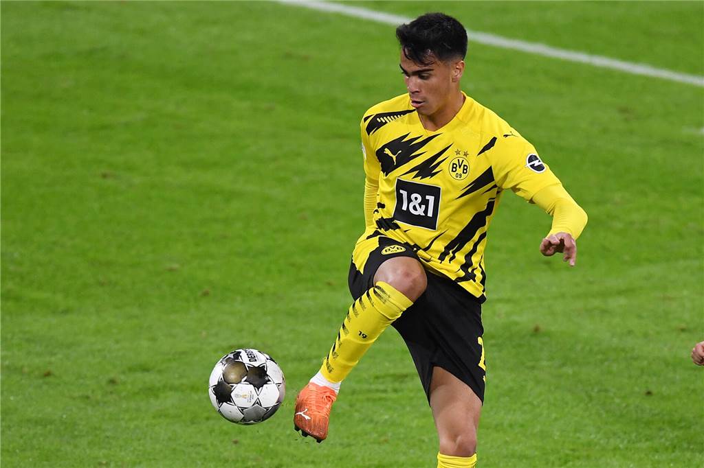 BVB-Neuzugang Reinier im Interview: „Dortmund ist eine große Chance“ BVB-Neuzugang Reinier am Ball.