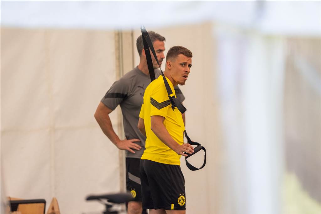 BVB-Training in Bad Ragaz: Applaus für Prince Aning – Offensivspieler fehlt BVB-Offensivspieler Thorgan Hazard musste am Sonntagnachmittag kürzertreten.