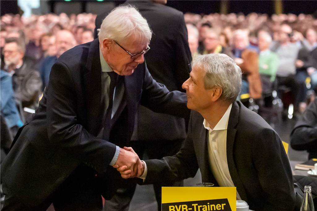BVB-Präsident Dr. Reinhard Rauball im Exklusiv-Interview: Der Wille muss sichtbar sein BVB-Präsident Dr. Reinhard Rauball gratuliert Lucien Favre zu einer starken Debüt-Saison als Trainer von Borussia Dortmund.
