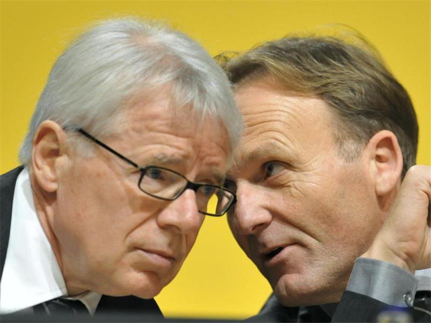 Gemeinsame Erklärung von Borussia Dortmund und RB Leipzig BVB-Präsident Reinhard Rauball (l) und Geschäftsführer Hans-Joachim Watzke trafen sich mit Oliver Mintzlaff und Ralf Rangnick von RB Leipzig. Foto: Bernd Thissen