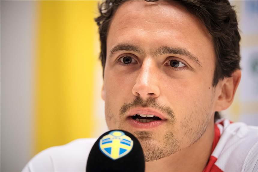 BVB-Nationalspieler Delaney bleibt gelassen – Corona-Chaos in Dänemark BVB-Profi Thomas Delaney trifft mit Dänemark auf Schweden.