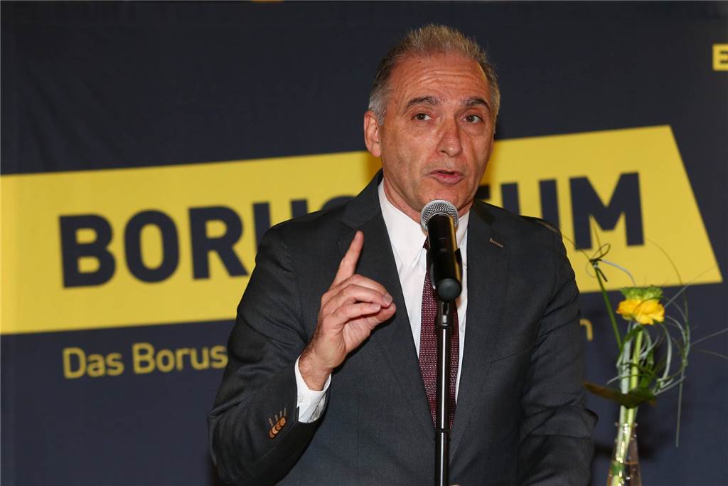 Borusseum vor Wiedereröffnung – Schatzmeister verspricht BVB-Fans „Gänsehaut-Gefühle“ BVB-Schatzmeister und -Aufsichtsrat Dr. Reinhold Lunow hat den Umbau des Borusseums im Blick.