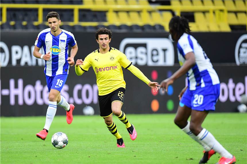 BVB-Debütant Mateu Morey: „Das Warten hat sich gelohnt“ BVB-Sommerneuzugang Mateu Morey kam zuletzt gegen Paderborn und Berlin zum Einsatz.