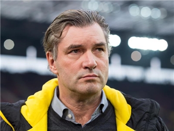 BVB-Sportdirektor Michael Zorc: "Wir diskutieren nicht in der Öffentlichkeit über den Trainer."