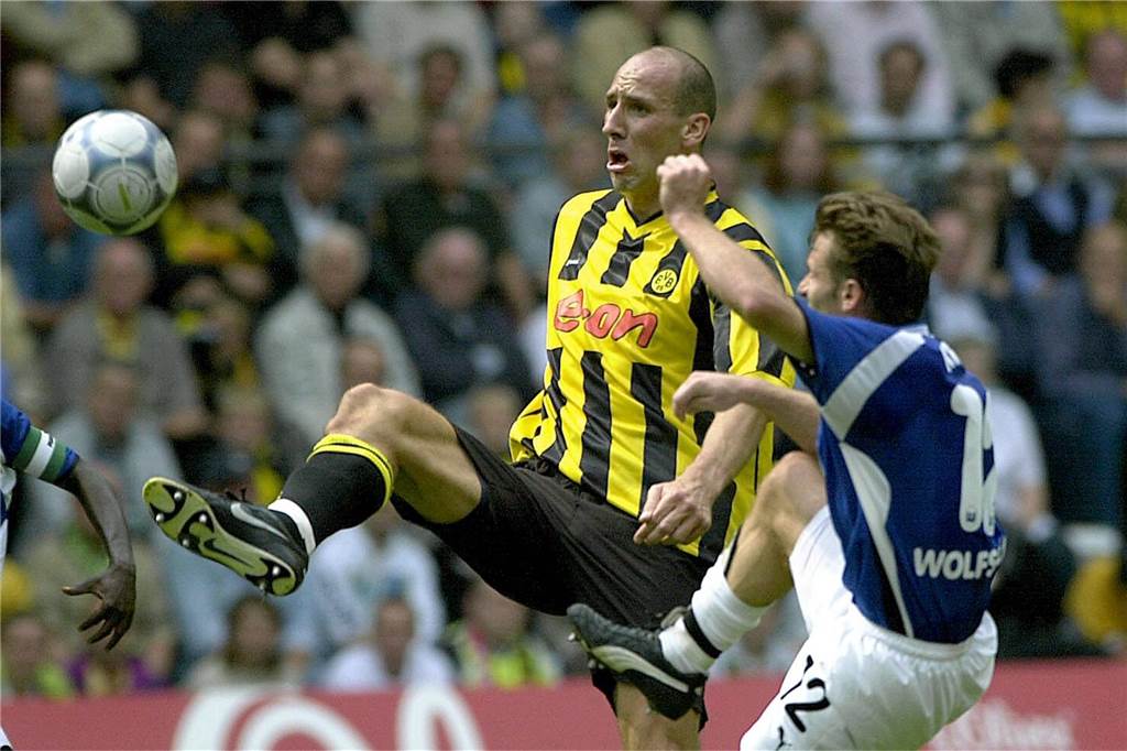 BVB-Zeitspiel: Premiere für Koller und Rosicky gegen Wolfsburg BVB-Stürmer Jan Koller (l.) erzielte gegen Wolfsburg den Treffer zum 3:0.