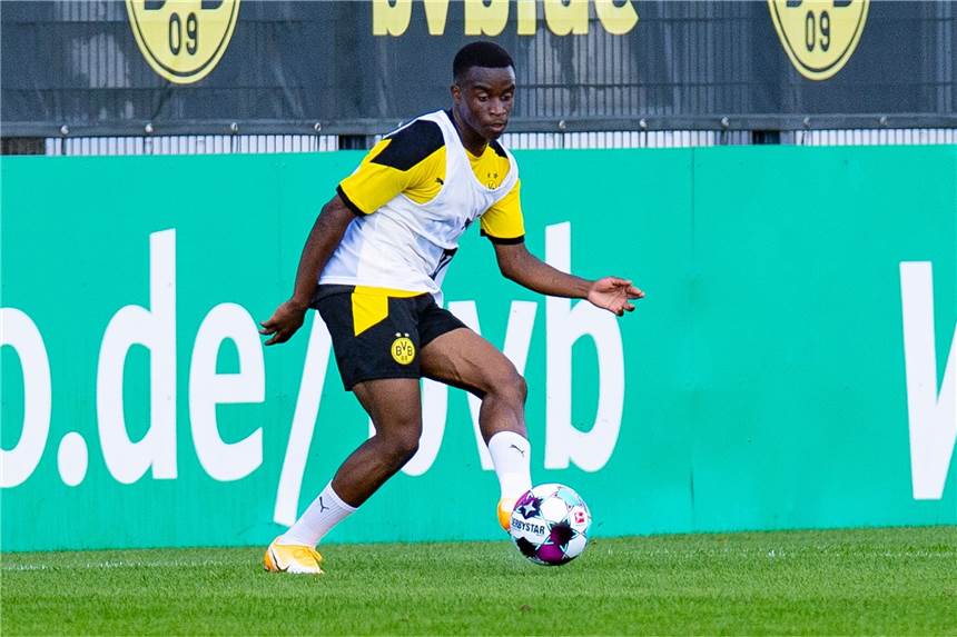BVB-Talente: Nächster DFB-Schritt für Moukoko - Knauff bei der U19 BVB-Talent Youssoufa Moukoko wurde erstmals für die DFB-U20 nominiert.