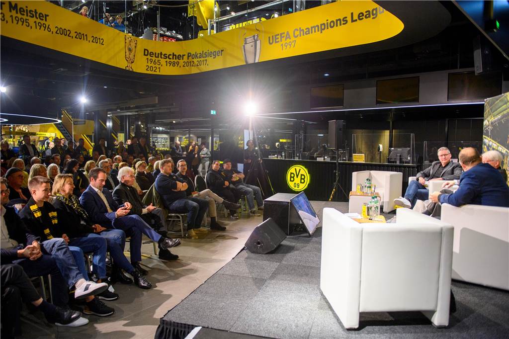BVB-Talk in der Fanwelt mit Dr. Reinhard Rauball.