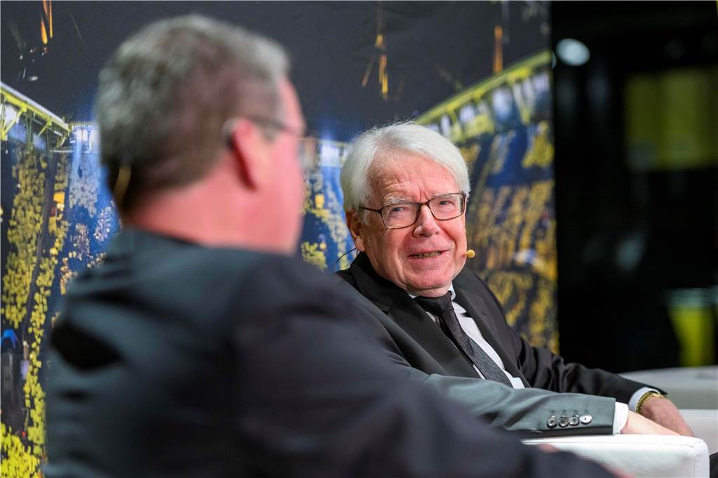 BVB-Talk in der Fanwelt mit Dr. Reinhard Rauball.