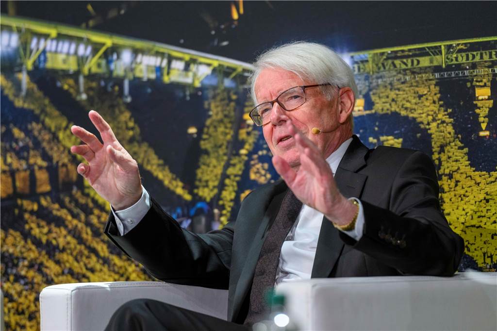 BVB-Talk in der Fanwelt mit Dr. Reinhard Rauball.