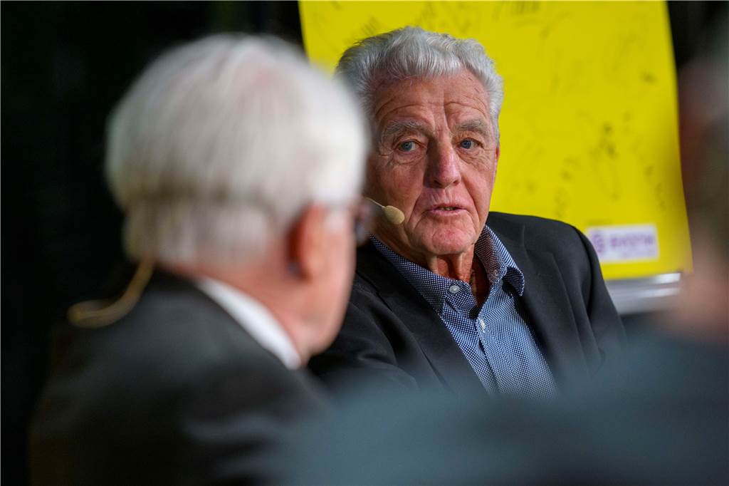 BVB-Talk in der Fanwelt mit Dr. Reinhard Rauball.