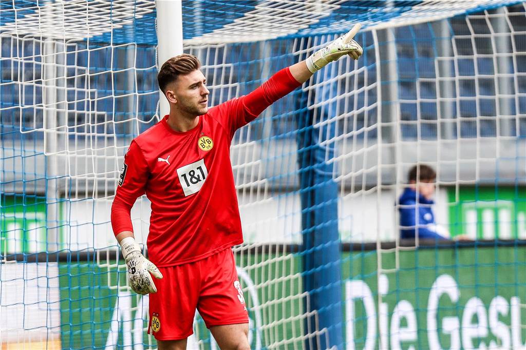 BVB-U23 stellt den Anschluss ans Drittliga-Mittelfeld her : „Das stärkt uns enorm“ Marcel Lotka gibt Anweisungen.