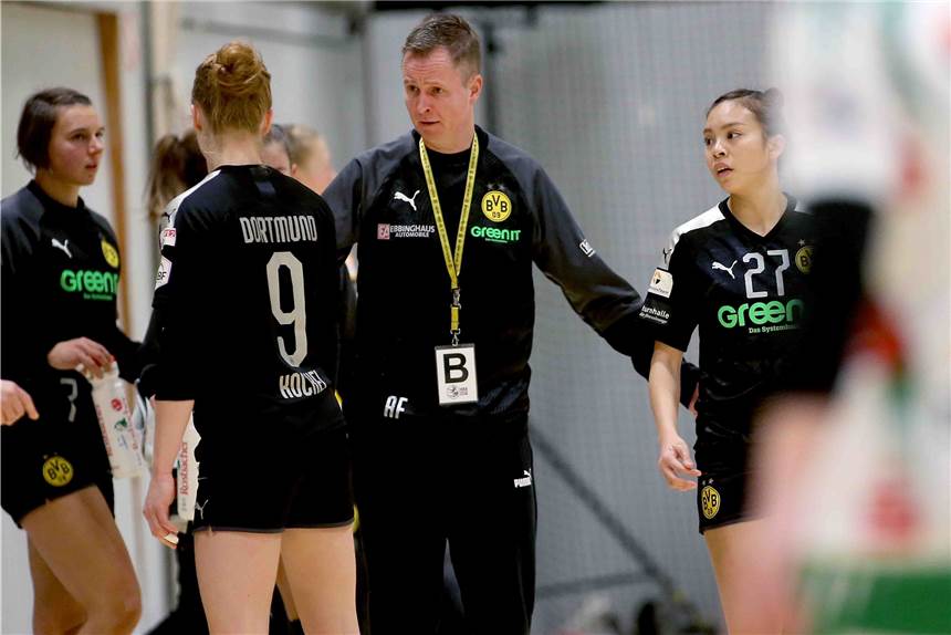 Ein Zeichen von Qualität: BVB schickt sieben Spielerinnen zur Weltmeisterschaft nach Japan BVB-Trainer André Fuhr muss während der WM mit einem kleinen Kader arbeiten.